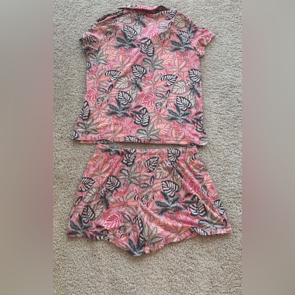 Vera Bradley Floral Pink Pajama Set size small - Picture 4 of 5
